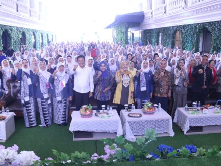 Apresiasi Dedikasi IBI, Plt Bupati Sidoarjo Harapkan Kontribusi untuk Wujudkan Kesehatan Ibu-Anak