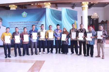315 Anggota BPD Se-Kabupaten Sidoarjo Terima SK Perpanjangan Masa&nbsp;Jabatan