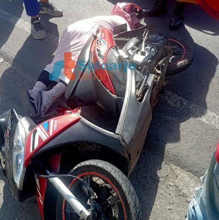 Pemotor Alami Gegar Otak usai Diserempet L300 di Jalan Kletek&nbsp;Taman