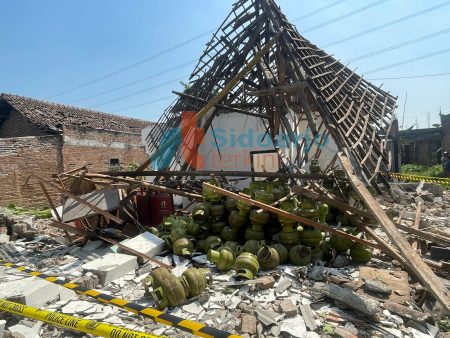 Tempat Pengoplosan Elpiji di Tambakrejo Krembung Meledak Hebat, 2 Orang Luka Parah