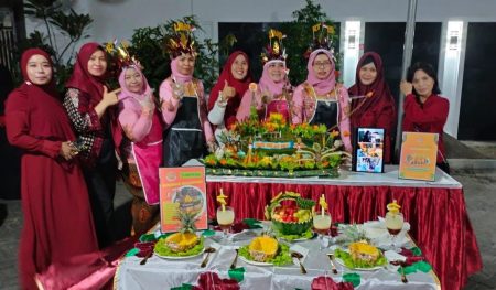 Warga Cemengkalang Nilai Lomba Hias Tumpeng Kemerdekaan&nbsp;Curang
