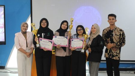 Prestasi Siswa SMA Al Muslim Jawa Timur di Lomba Speech dan News Anchor UIN Sunan Ampel 2024